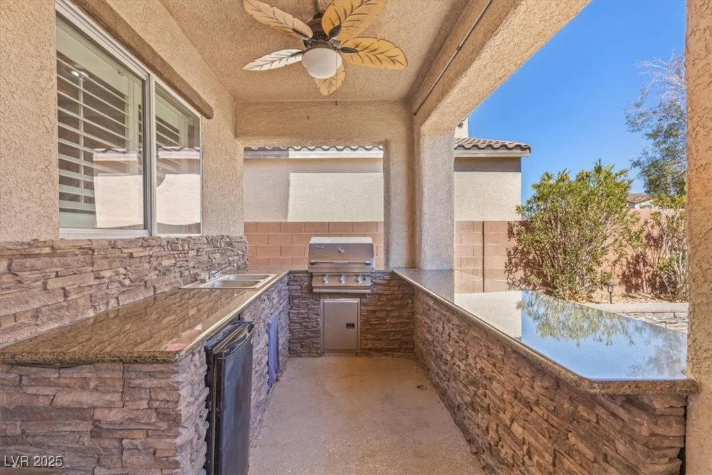 6136 Stanton Summit, North Las Vegas, NV 89081
