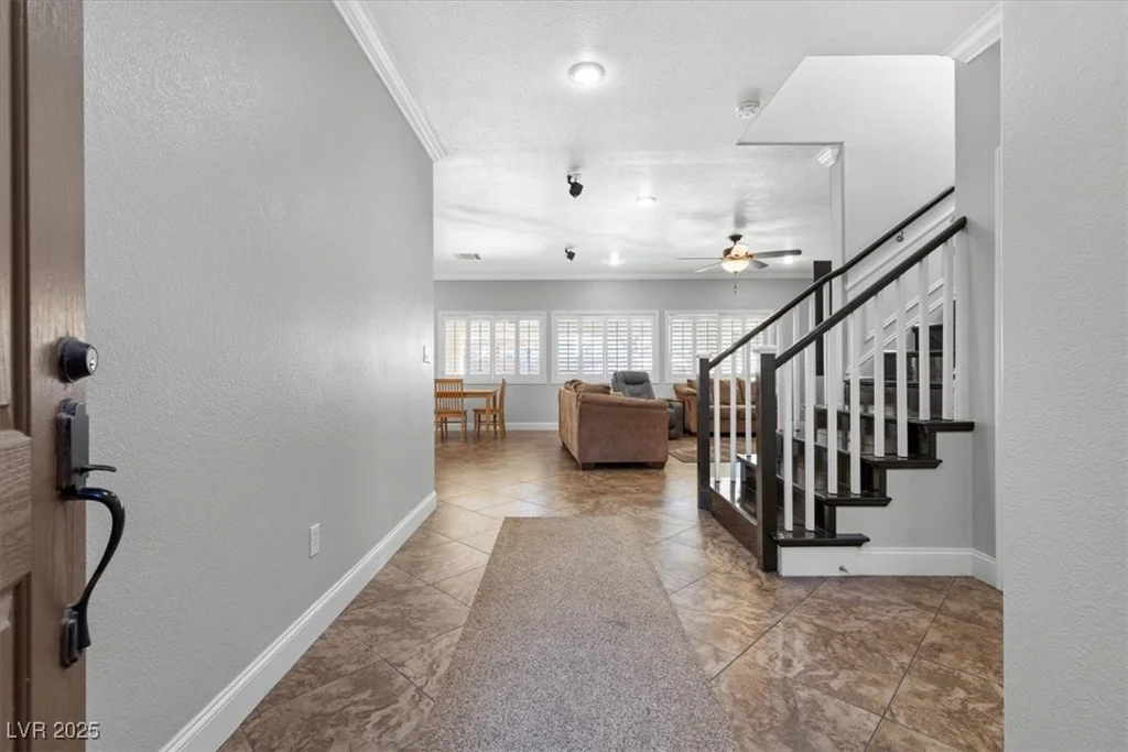 6136 Stanton Summit, North Las Vegas, NV 89081