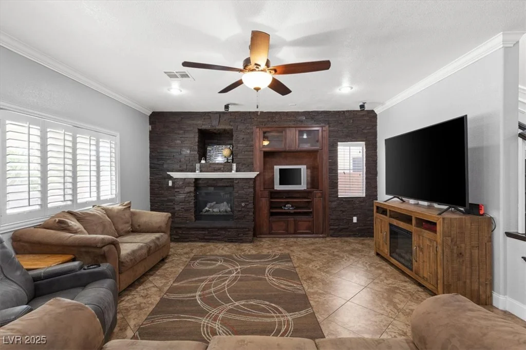 6136 Stanton Summit, North Las Vegas, NV 89081