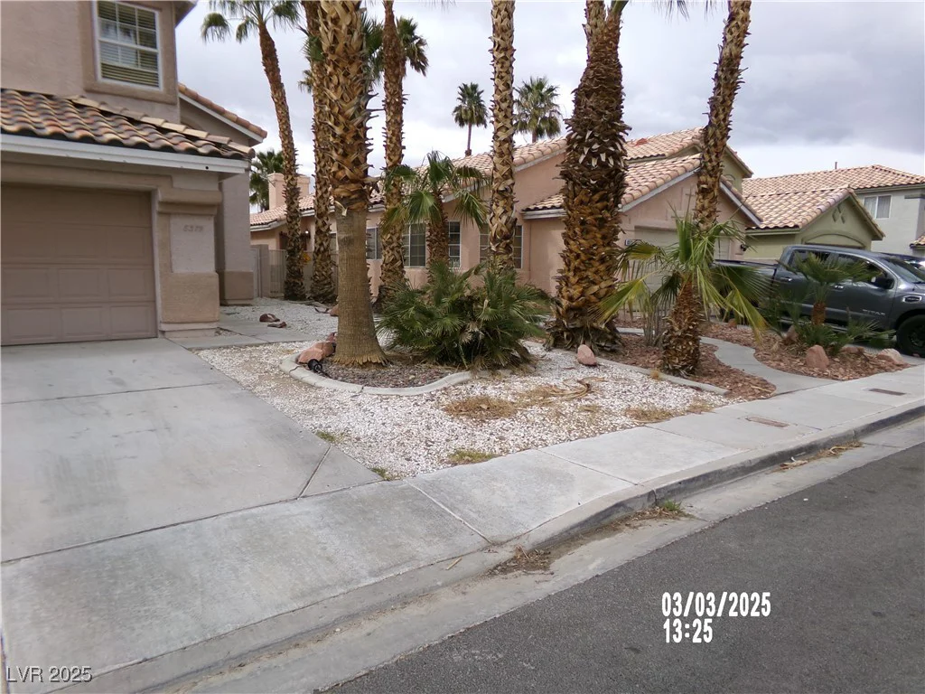 8379 Drop Camp, Las Vegas, NV 89123