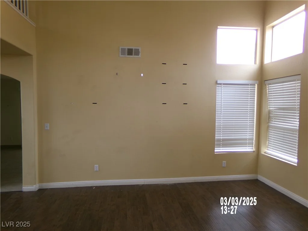 8379 Drop Camp, Las Vegas, NV 89123