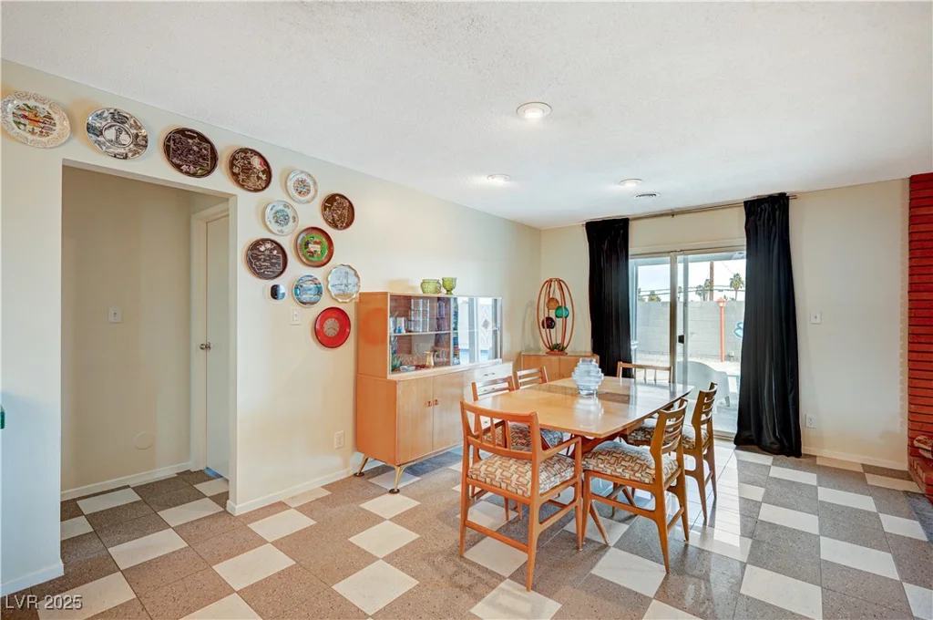 3220 PAWNEE, Las Vegas, NV 89169