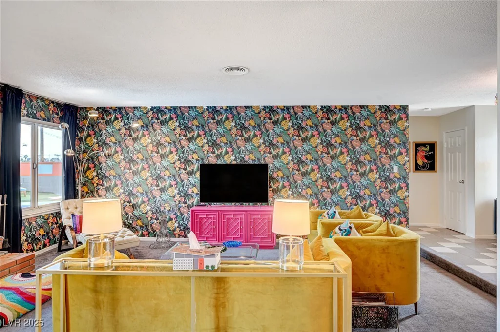 3220 PAWNEE, Las Vegas, NV 89169