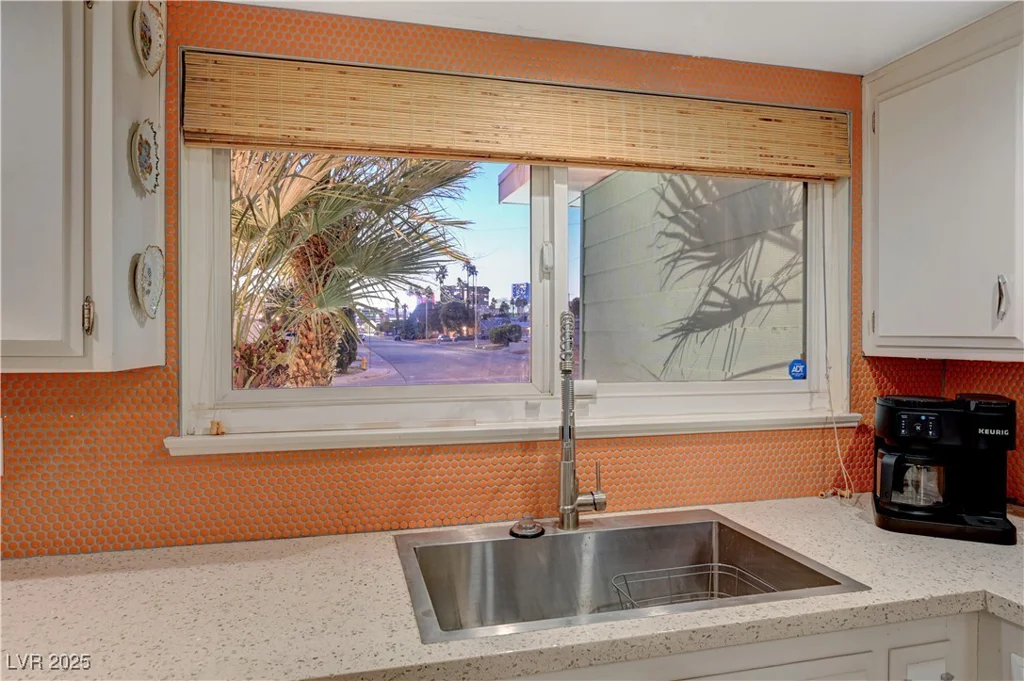 3220 PAWNEE, Las Vegas, NV 89169