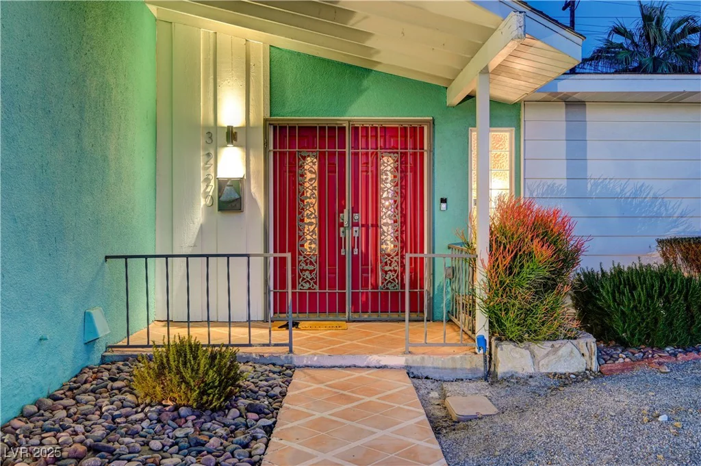 3220 PAWNEE, Las Vegas, NV 89169