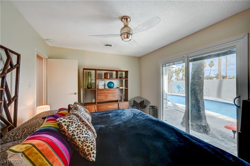 3220 PAWNEE, Las Vegas, NV 89169