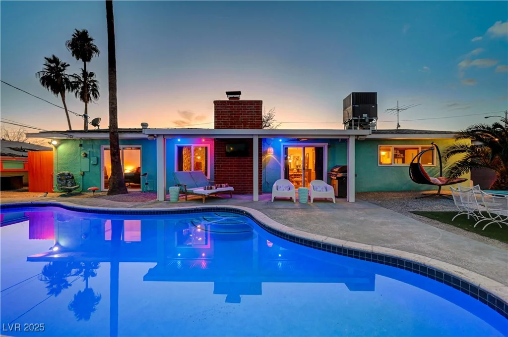 3220 PAWNEE, Las Vegas, NV 89169