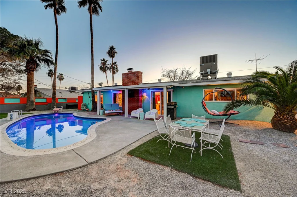 3220 PAWNEE, Las Vegas, NV 89169