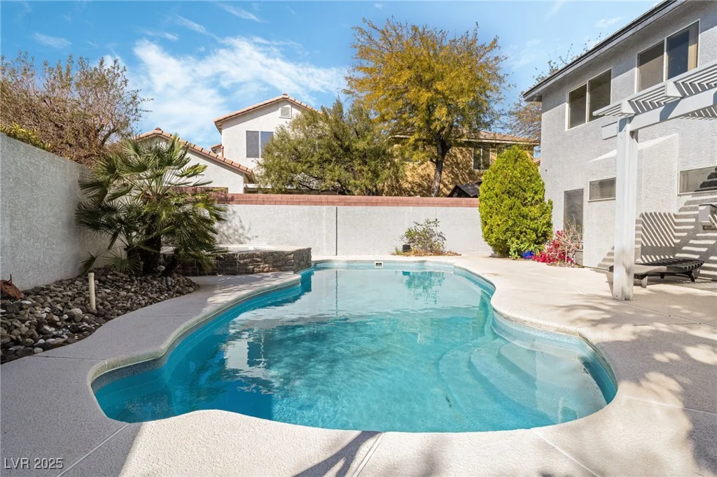 6695 Shadow Cove, Las Vegas, NV 89139