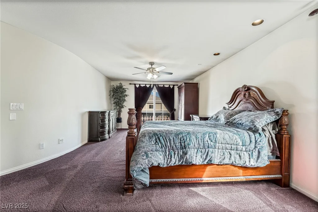 6695 Shadow Cove, Las Vegas, NV 89139