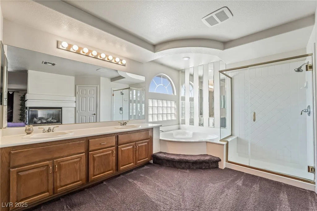 6695 Shadow Cove, Las Vegas, NV 89139