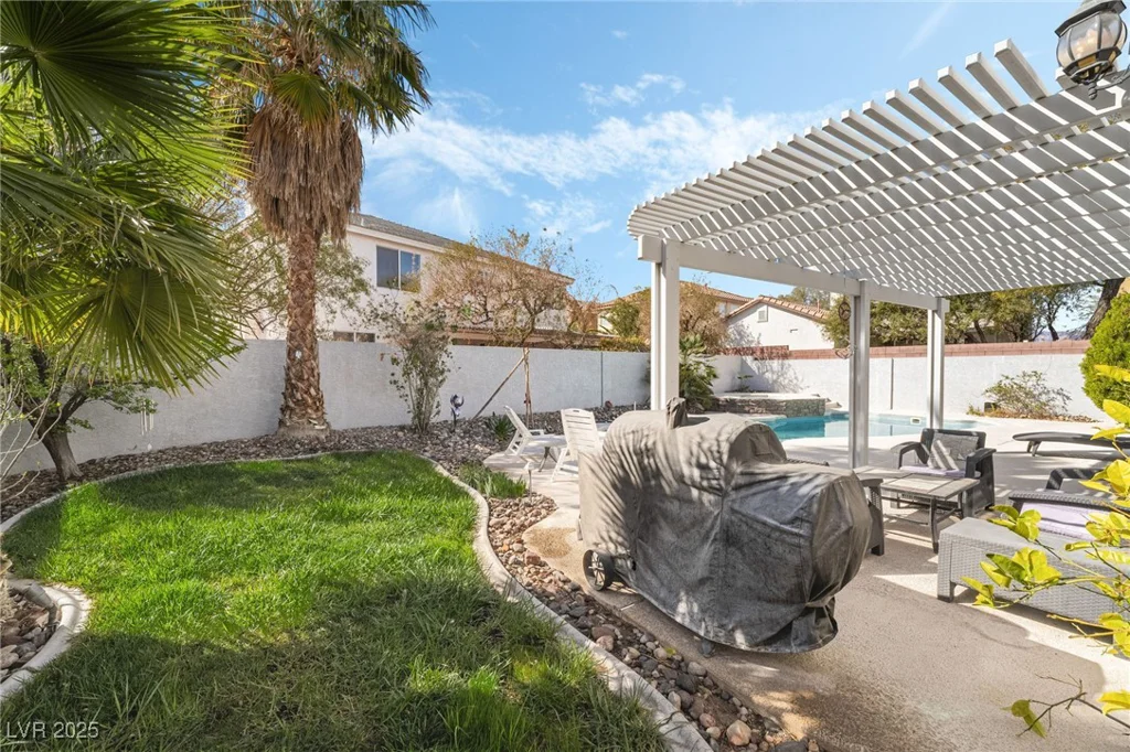 6695 Shadow Cove, Las Vegas, NV 89139
