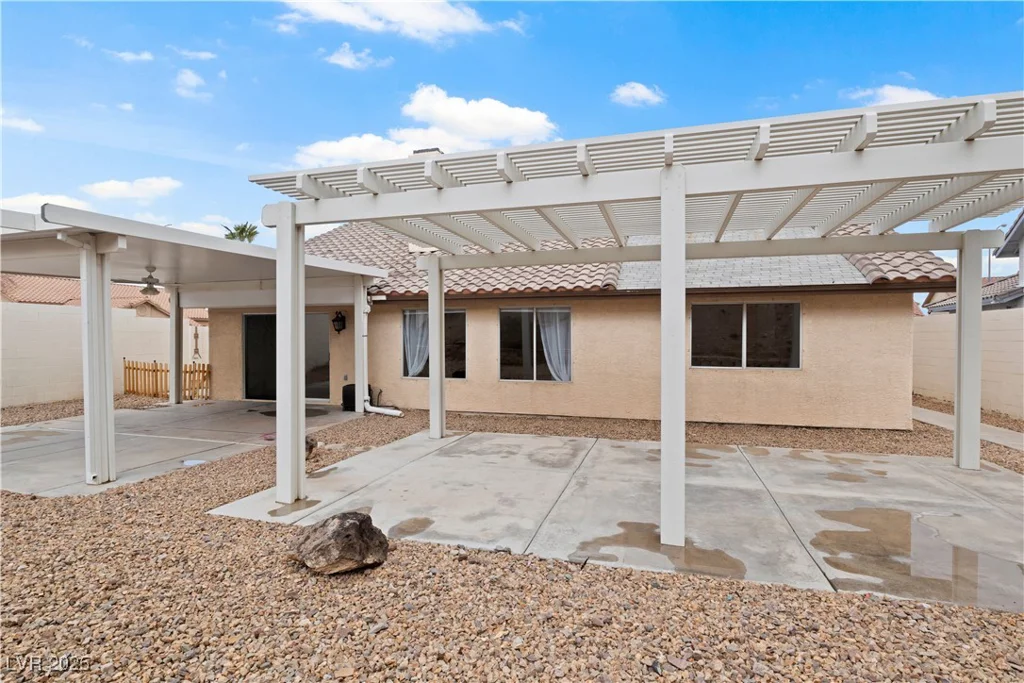 845 Holly Lake, Henderson, NV 89002