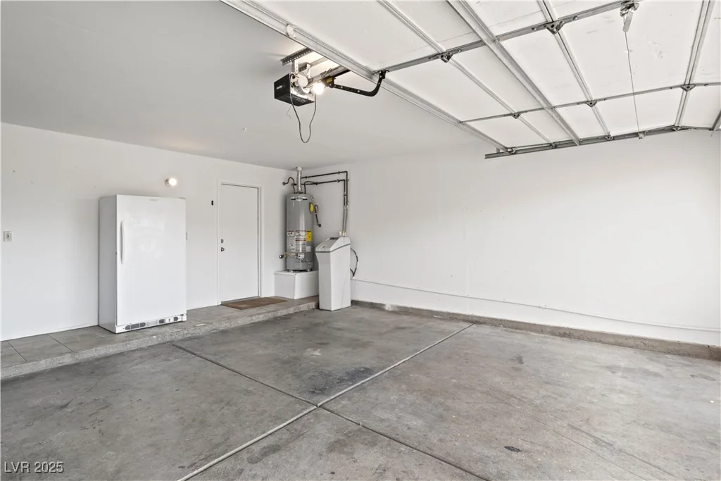 845 Holly Lake, Henderson, NV 89002