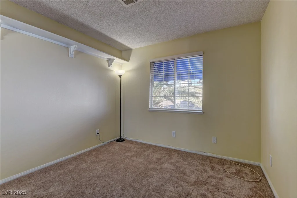 5345 Silvermist, Las Vegas, NV 89122