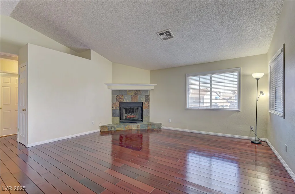 5345 Silvermist, Las Vegas, NV 89122