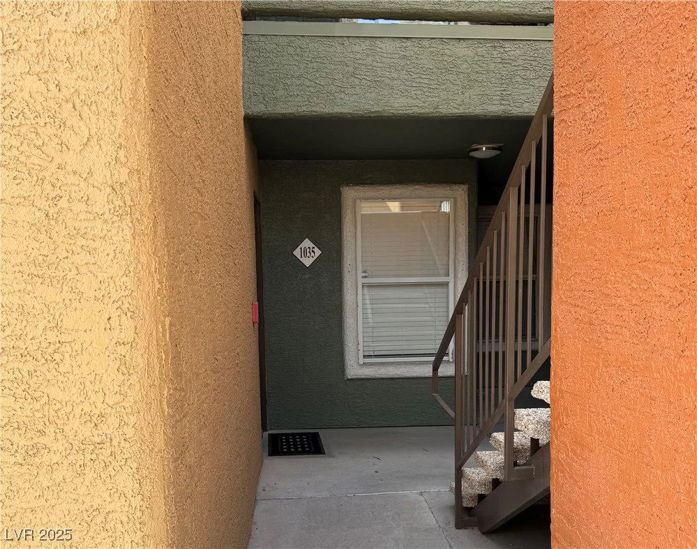 8101 Flamingo, Las Vegas, NV 89147
