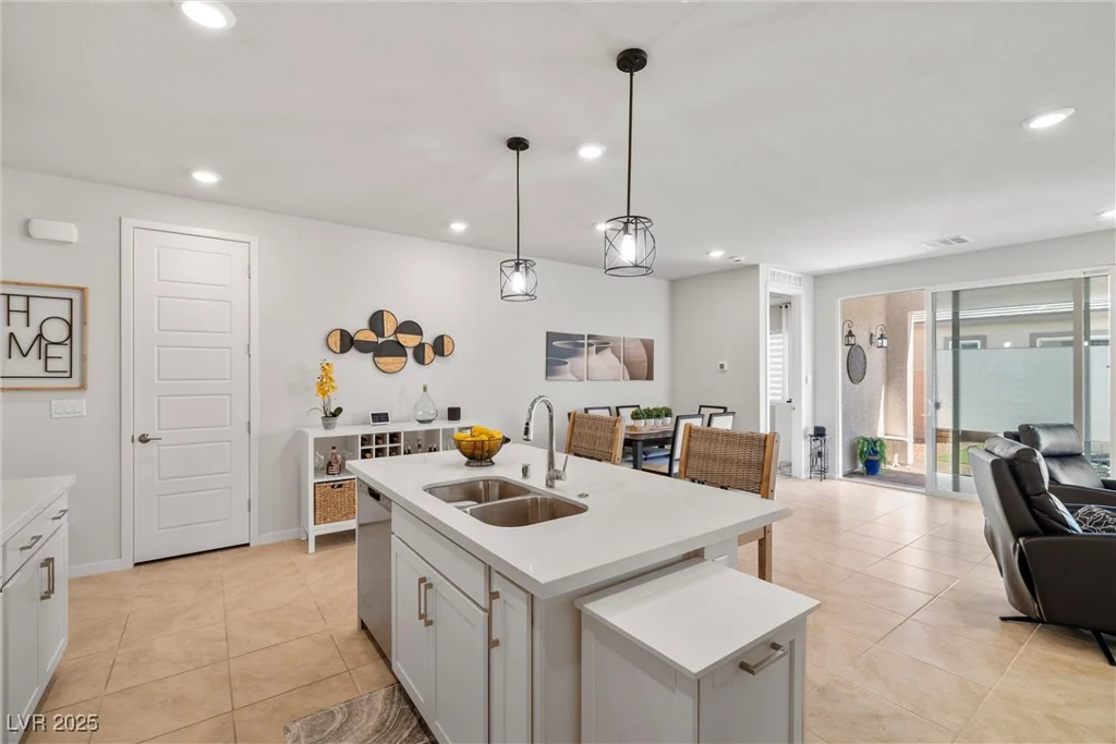 4743 Sungold, Pahrump, NV 89061