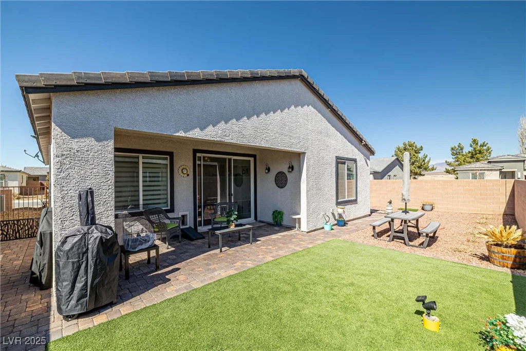 4743 Sungold, Pahrump, NV 89061