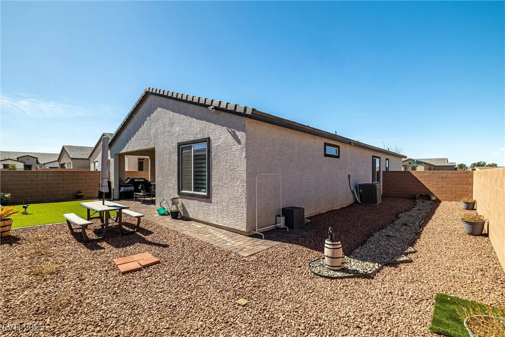 4743 Sungold, Pahrump, NV 89061