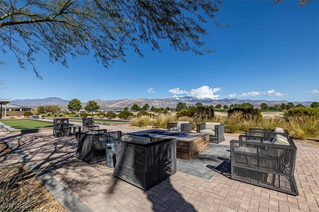 4743 Sungold, Pahrump, NV 89061
