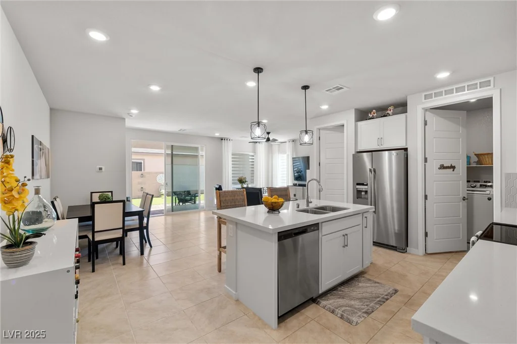 4743 Sungold, Pahrump, NV 89061