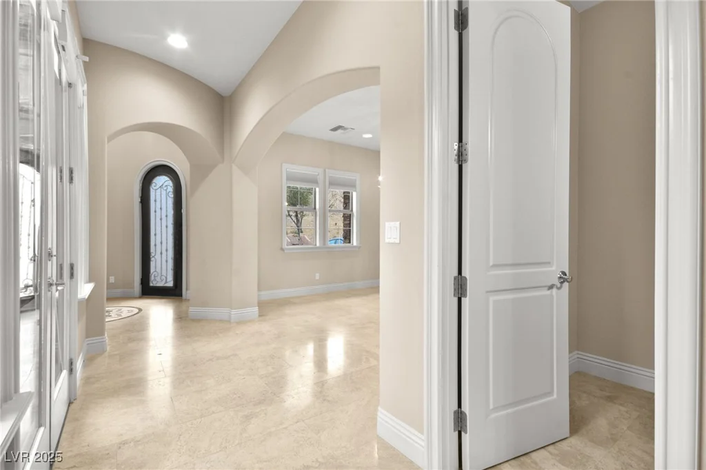 14 Camino Barcelona, Henderson, NV 89011