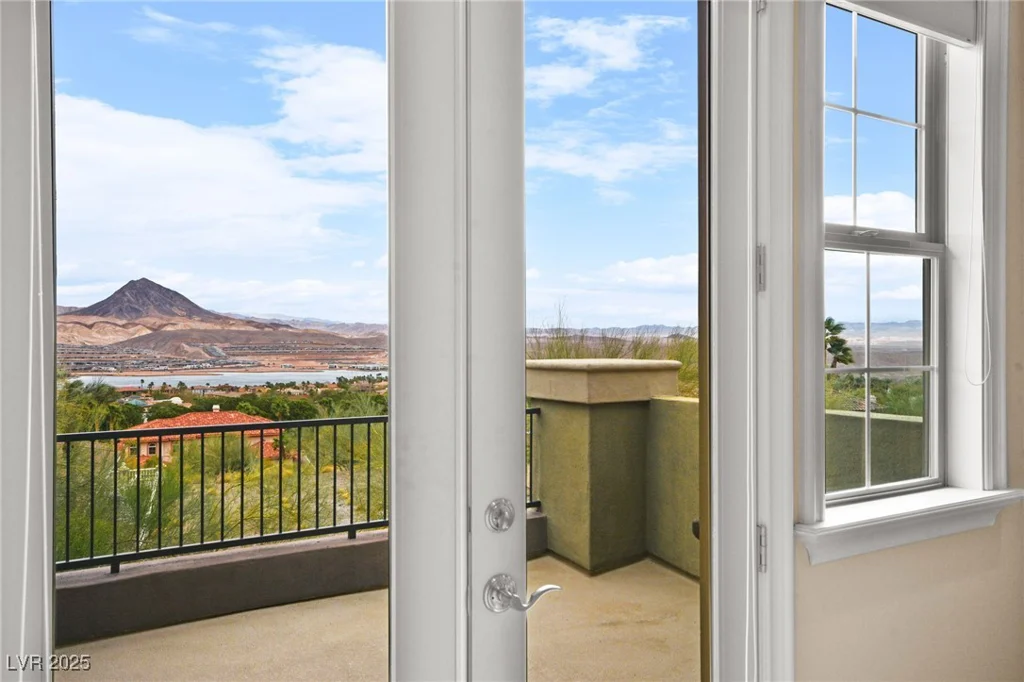 14 Camino Barcelona, Henderson, NV 89011