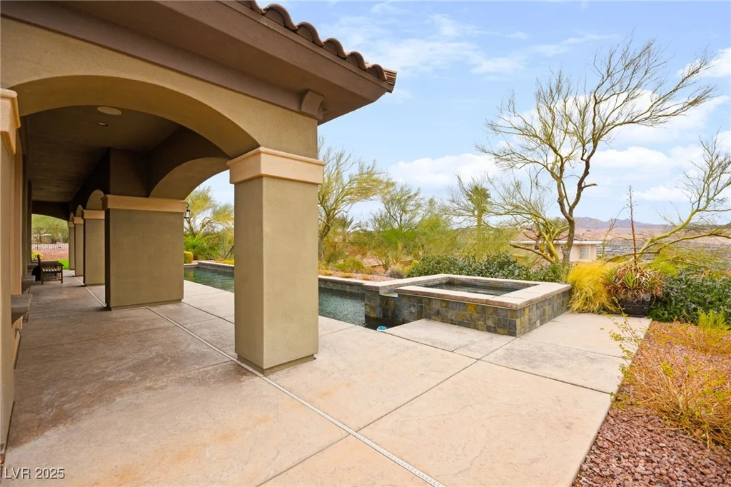 14 Camino Barcelona, Henderson, NV 89011