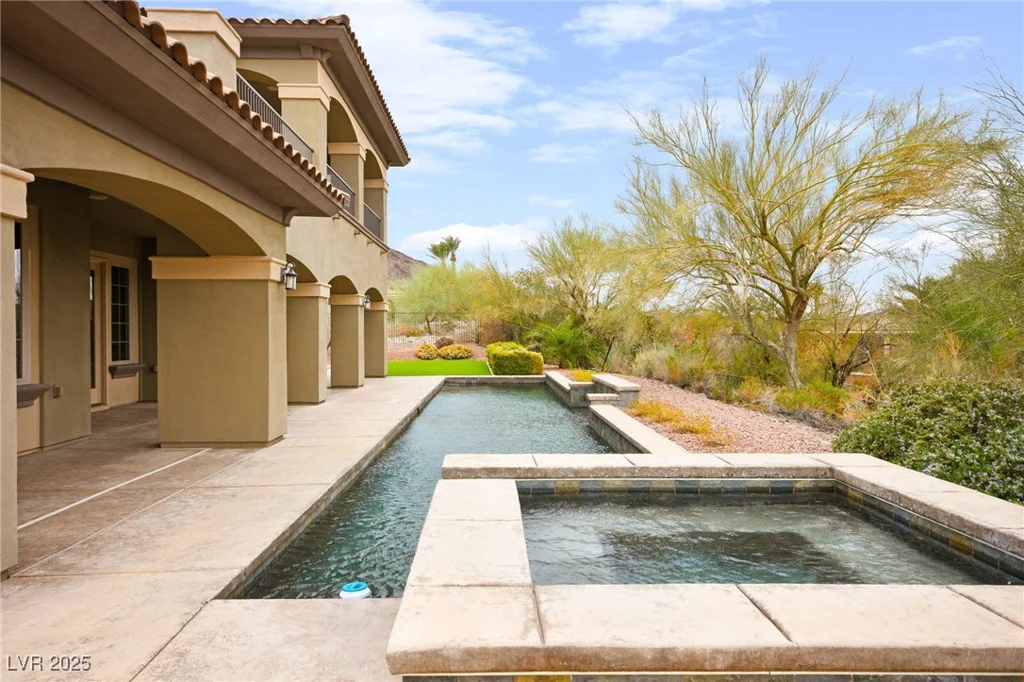 14 Camino Barcelona, Henderson, NV 89011