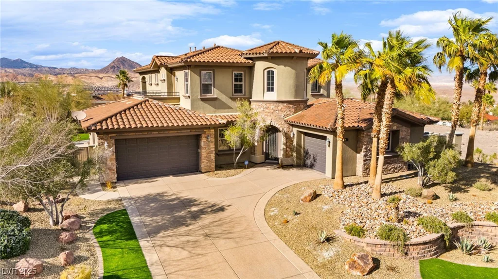 14 Camino Barcelona, Henderson, NV 89011