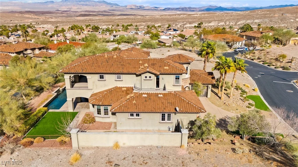 14 Camino Barcelona, Henderson, NV 89011