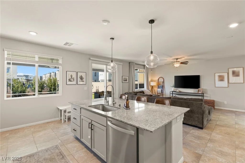 7717 Rosebark Cliffs, North Las Vegas, NV 89084