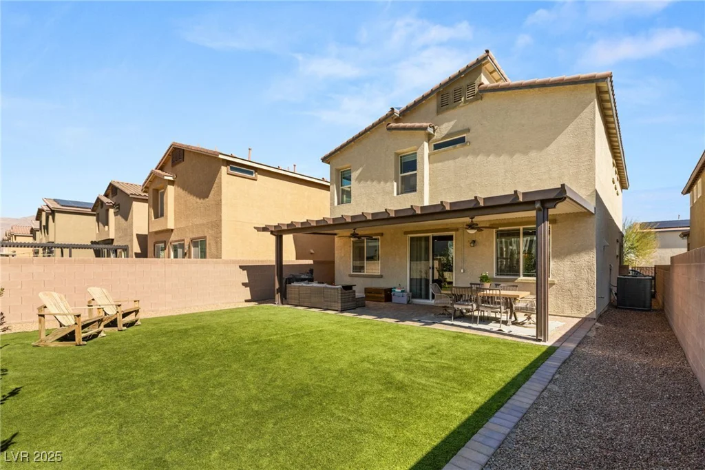 7717 Rosebark Cliffs, North Las Vegas, NV 89084