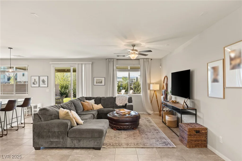 7717 Rosebark Cliffs, North Las Vegas, NV 89084