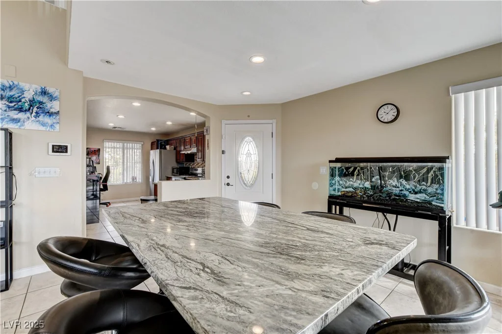 4977 Vacaville, Las Vegas, NV 89139