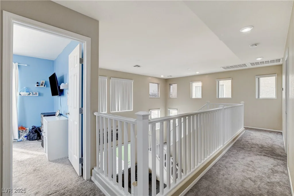 4977 Vacaville, Las Vegas, NV 89139