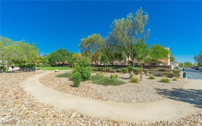 4977 Vacaville, Las Vegas, NV 89139