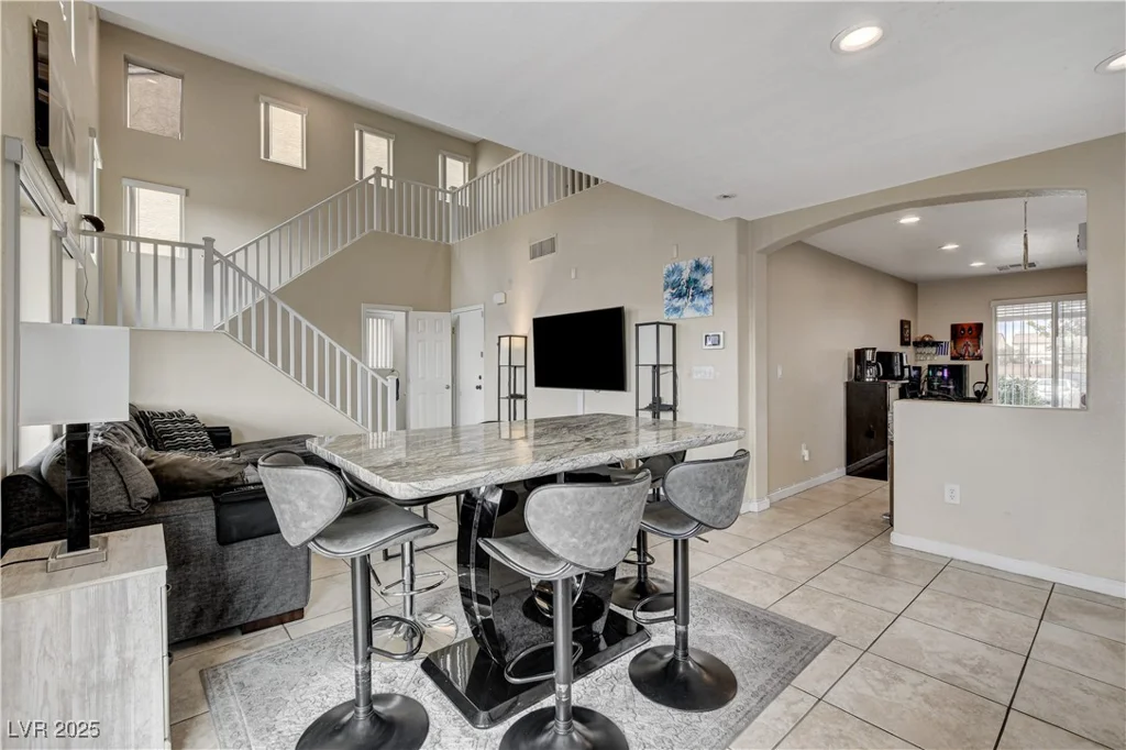 4977 Vacaville, Las Vegas, NV 89139