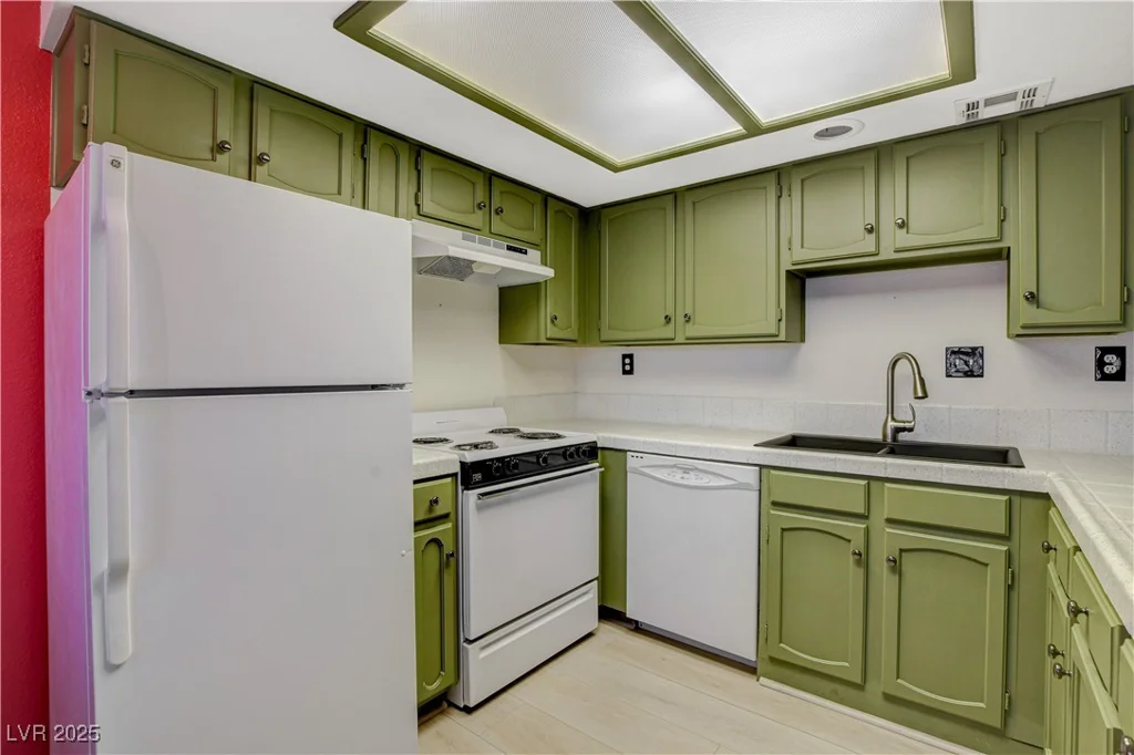 4140 Gannet, Las Vegas, NV 89103
