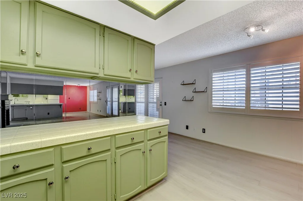 4140 Gannet, Las Vegas, NV 89103
