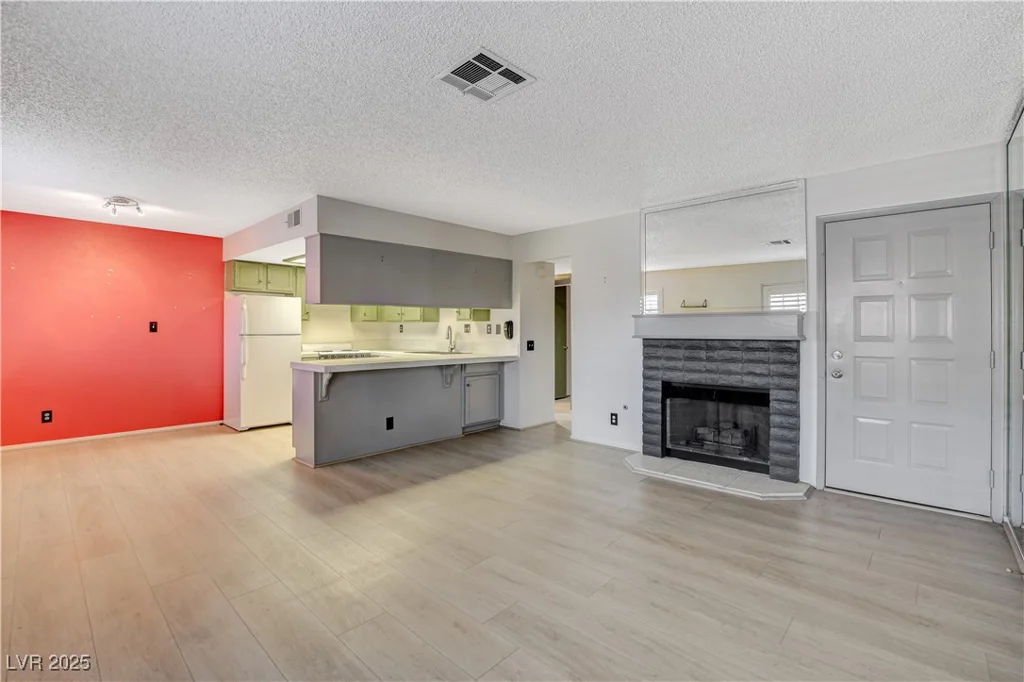 4140 Gannet, Las Vegas, NV 89103