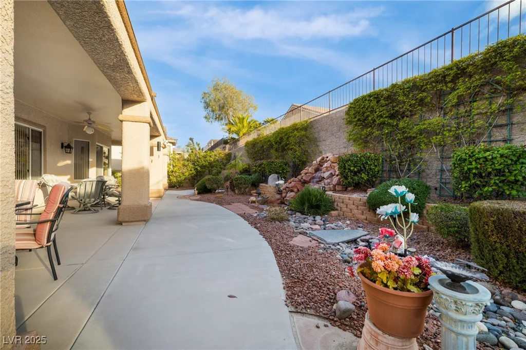 1700 Wellington Springs, Henderson, NV 89052