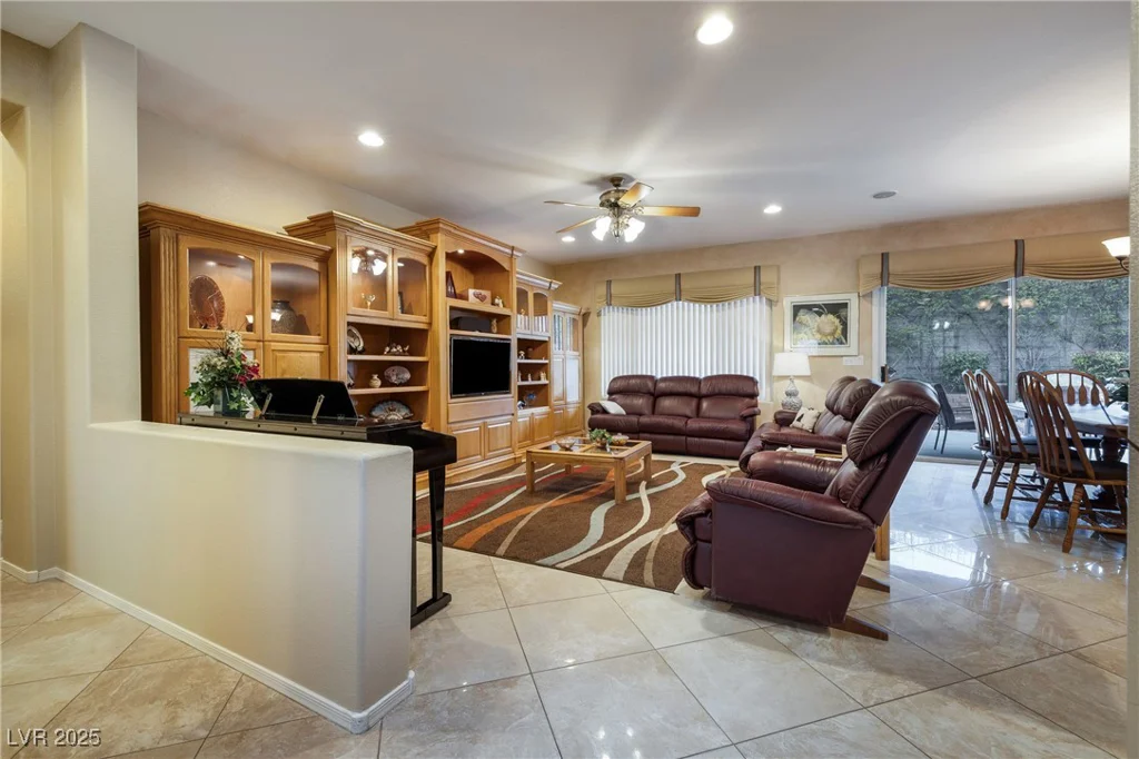 1700 Wellington Springs, Henderson, NV 89052