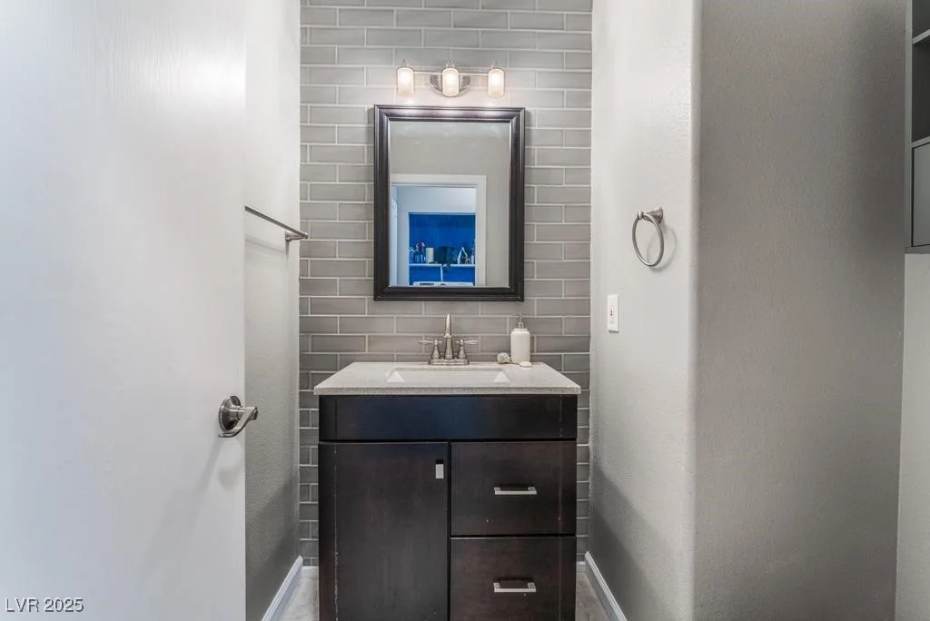 1030 Wild Fern, Las Vegas, NV 89183