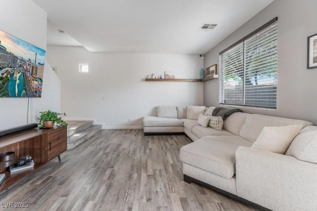 1030 Wild Fern, Las Vegas, NV 89183