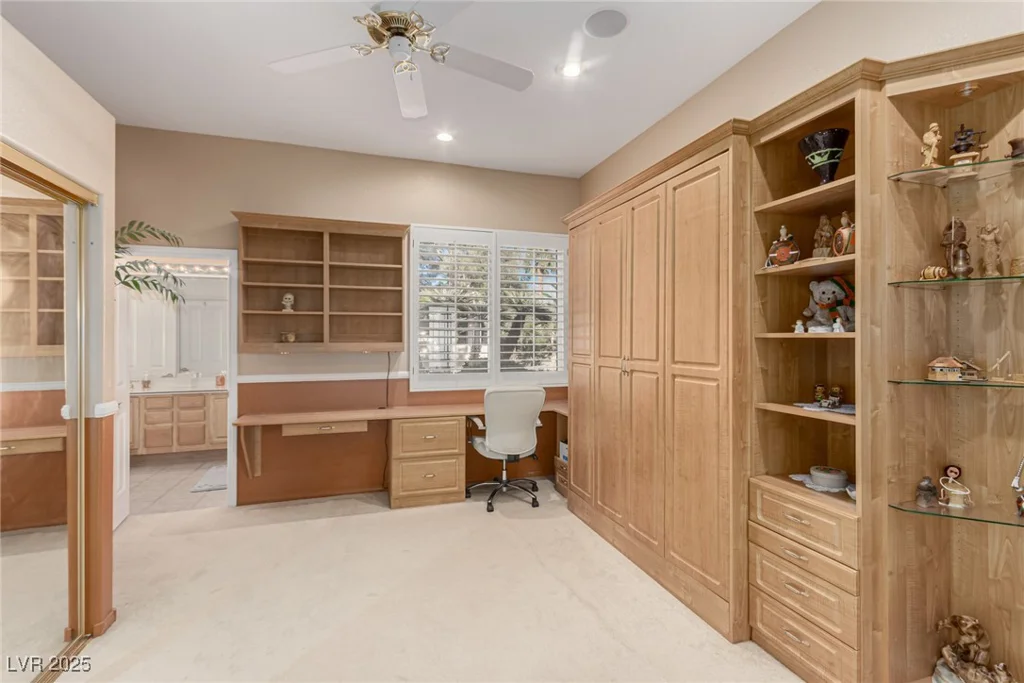 8961 Rivers Edge, Las Vegas, NV 89117