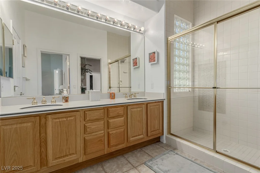 8961 Rivers Edge, Las Vegas, NV 89117