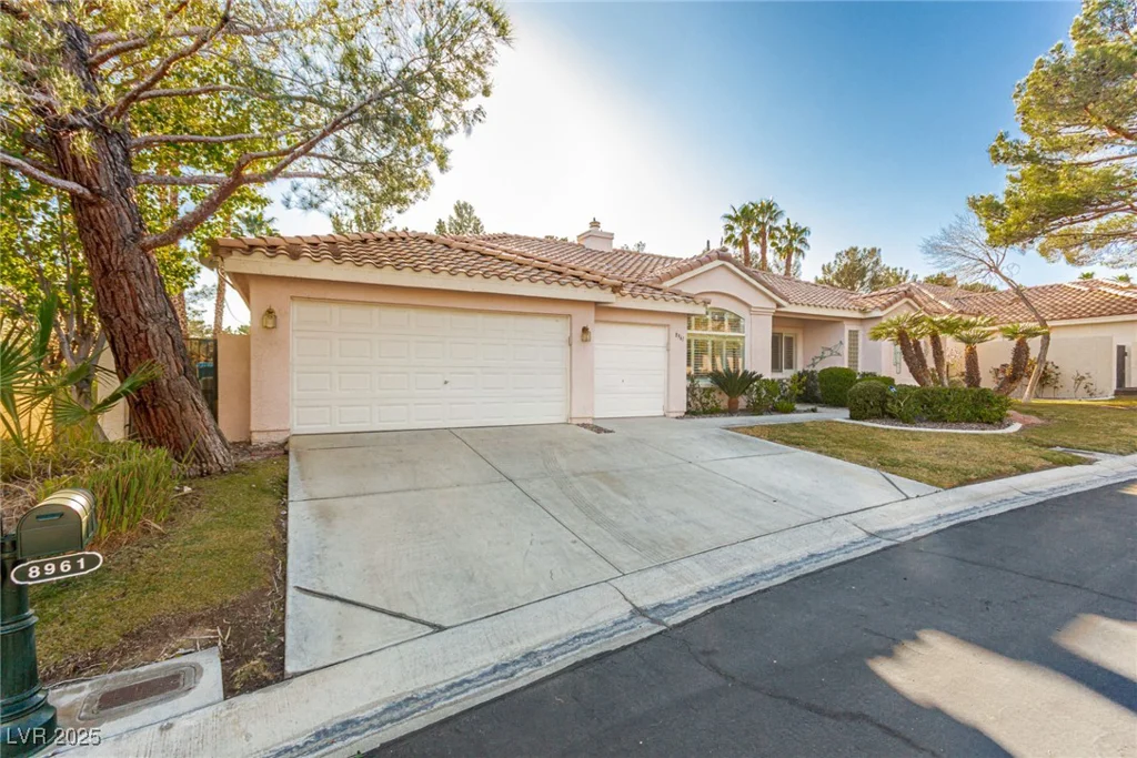 8961 Rivers Edge, Las Vegas, NV 89117