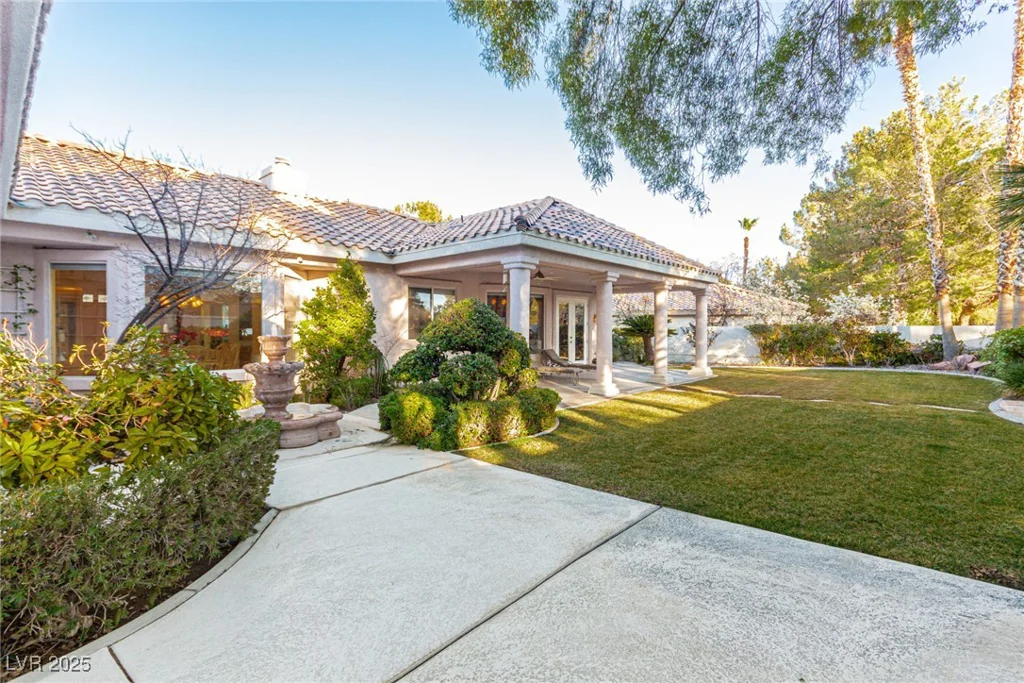 8961 Rivers Edge, Las Vegas, NV 89117